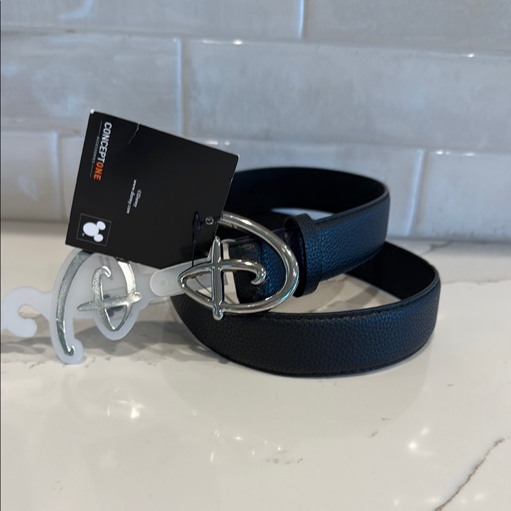 Black Disney-Inspired Belt with “D” Clasp